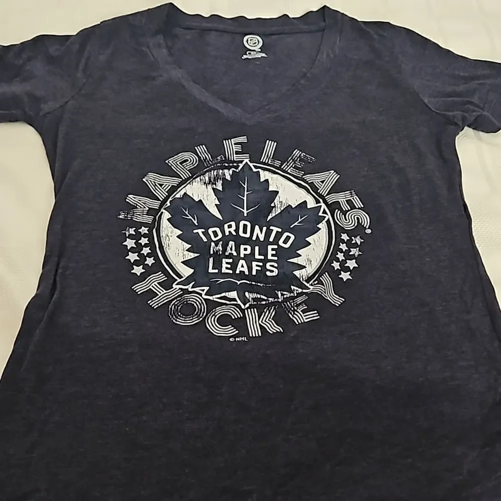 NHL Women's Hockey Logo Toronto Maple Leaf T-Shirt Navy Blue Medium - Picture 13 of 16